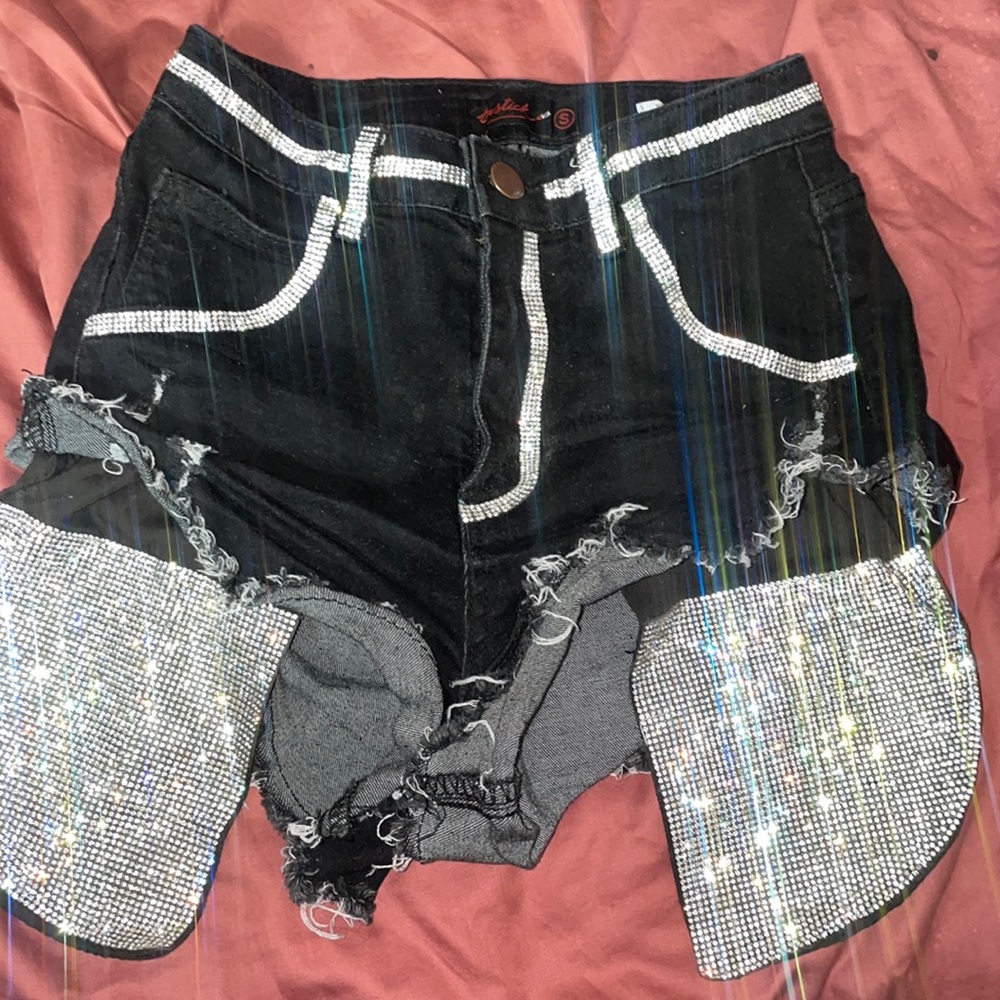 Women shorts